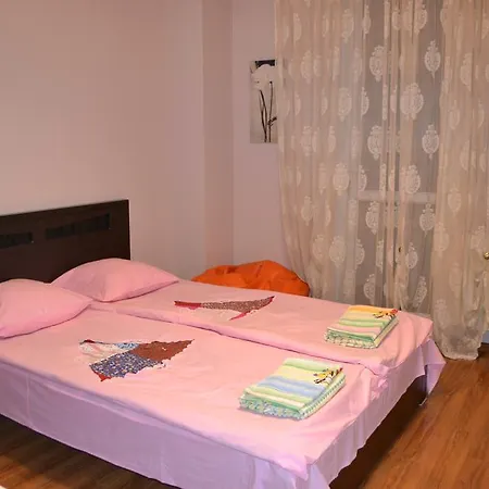 Guest House Vakhtang Bochorishvili 37A Tbilisi Exterior photo