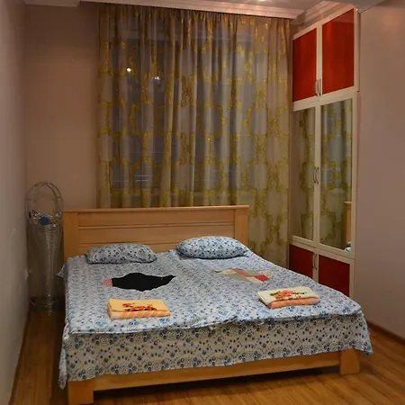 Guest House Vakhtang Bochorishvili 37A Tbilisi Exterior photo